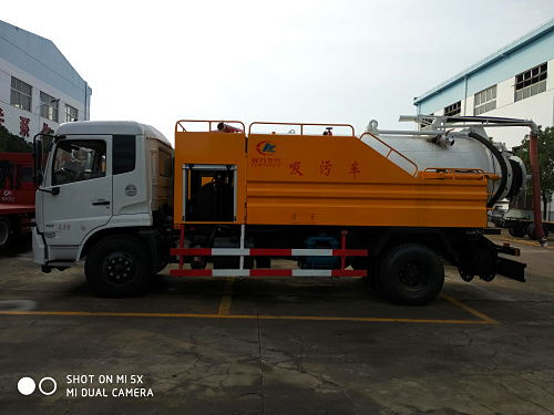 福田吸糞車廠家直銷 高效清潔，專業品質